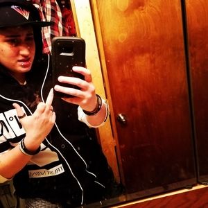 Meet your Posher, Sam